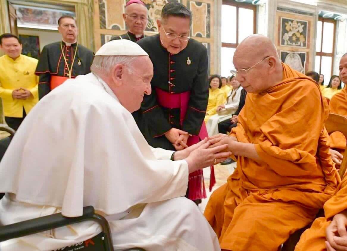 “สมเด็จธีร์” เข้าเฝ้า “สมเด็จพระสันตปาปาพรานซิส”  เจริญศาสนสัมพันธ์ 50 ปี วาติกัน – วัดพระเชตุพนฯ