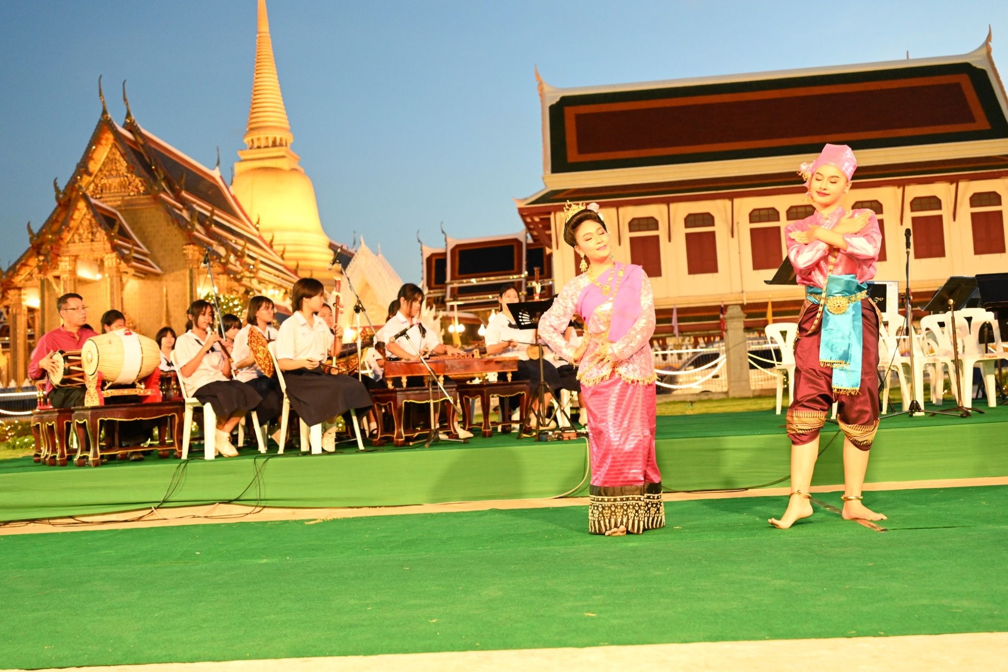 “มหาดไทยภิรมย์ ชมดนตรีในสวน” ครั้งที่ 2 โรงเรียนสตรีวัดระฆังโชว์ความสามารถด้านสุนทรียะ