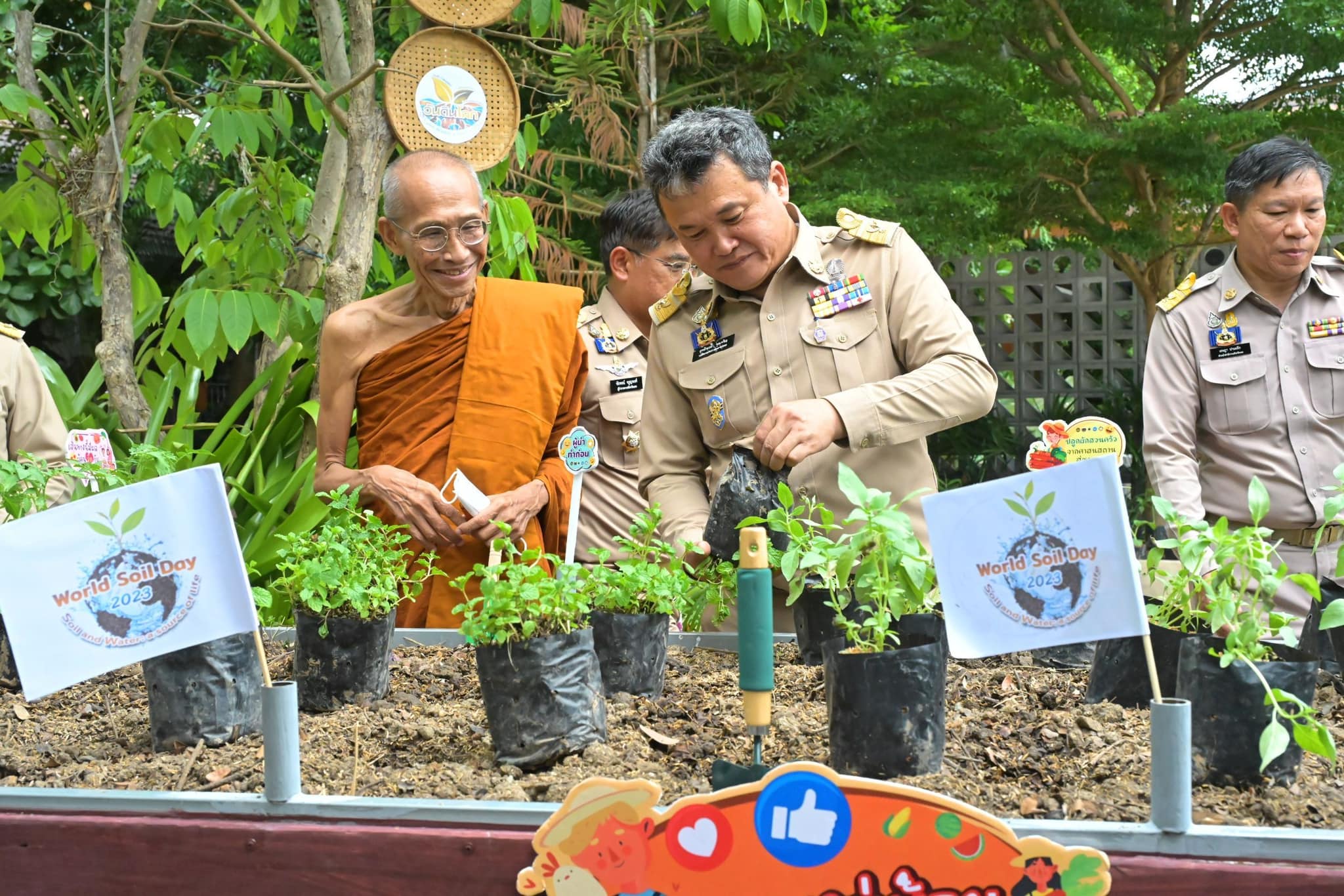 ปลัดมท. ลงพื้นที่ตรวจเยี่ยม “โครงการวัด ประชารัฐ สร้างสุข” จังหวัดเลย