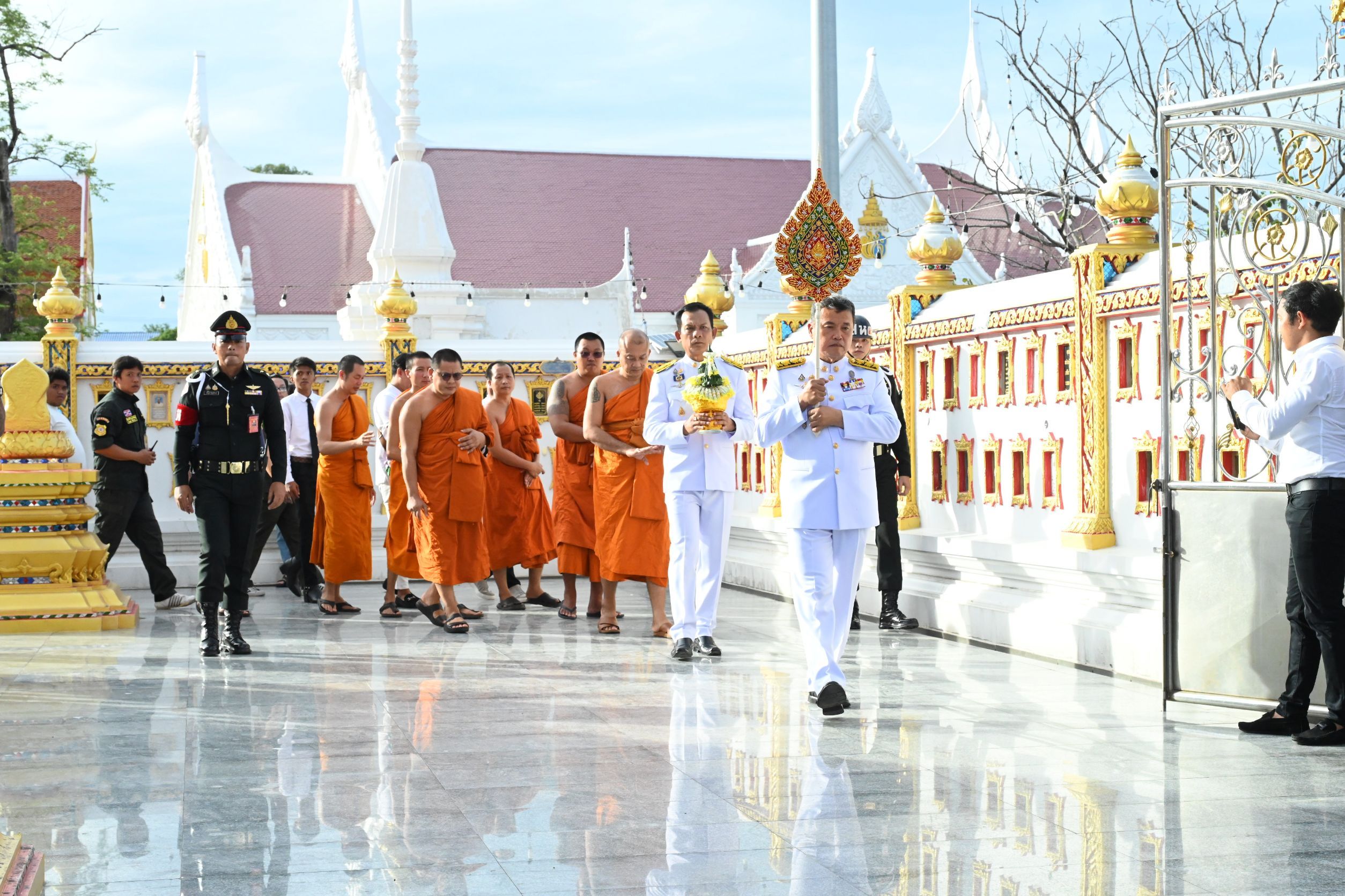 “สมเด็จชิน-ปลัดเก่ง” เป็นประธานพิธีงานฉลองสมณศักดิ์ “พระราชสิริวัชรรังสี”เจ้าอาวาสวัดชินวราราม ฯ ยกเป็น “พระเกจิสายรามัญ”  สืบทอดวิทยาคมสายเจ้าคุณพระรามัญมุนี