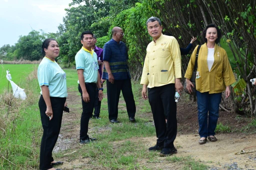 “ปลัดเก่ง” พาทัวร์ “ศูนย์เรียนรู้ สัมมาชีพชุมชนตำบลคลองหก”  จ.ปทุมธานี