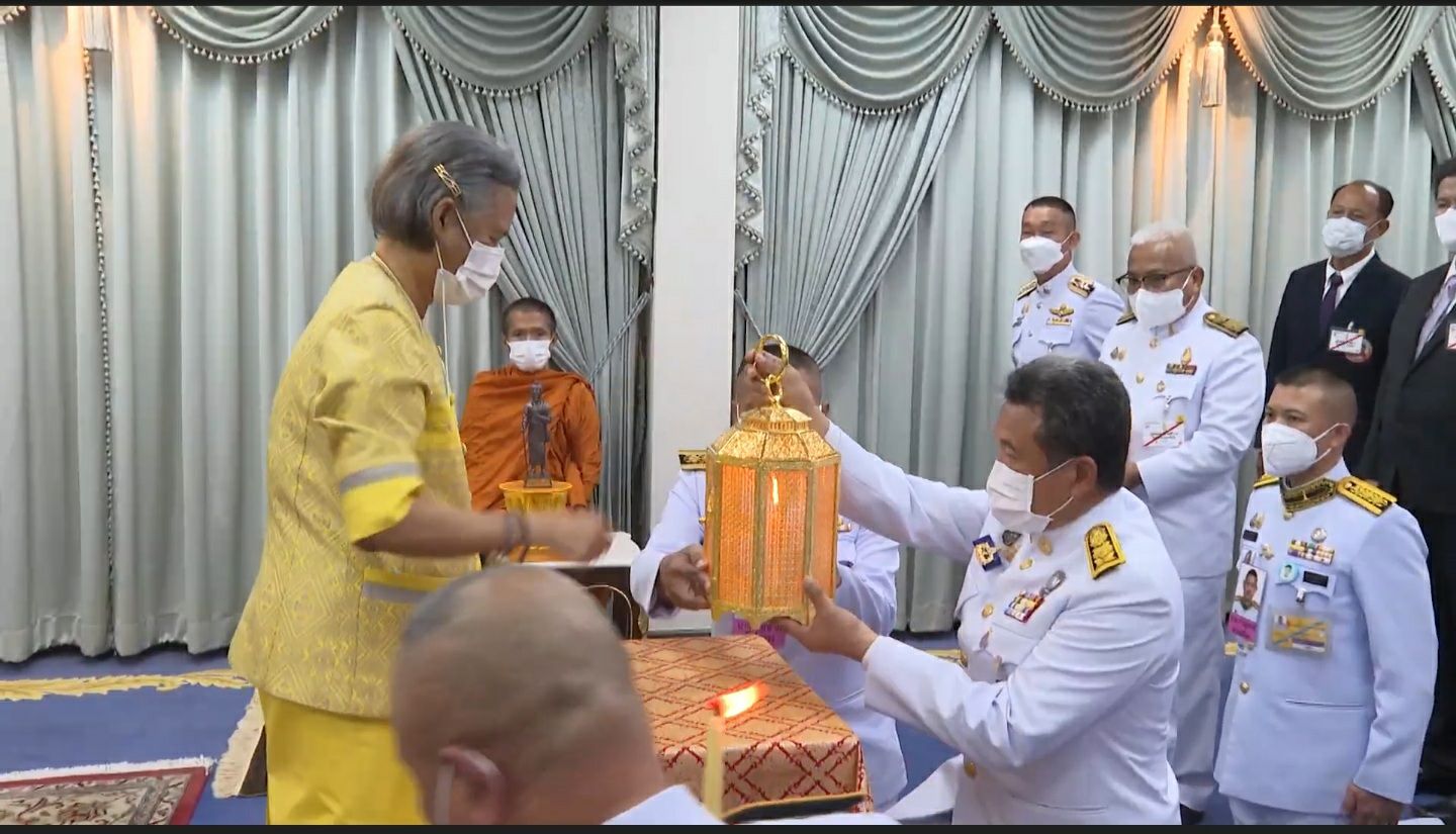 “กรมสมเด็จพระเทพฯ” พระราชวโรกาสให้ นายสุทธิพงษ์ จุลเจริญ ประธานจัดสร้างปูชนียมงคลวัตถุ วัดตาปะขาวหาย พร้อมคณะกรรมการ เข้าเฝ้า