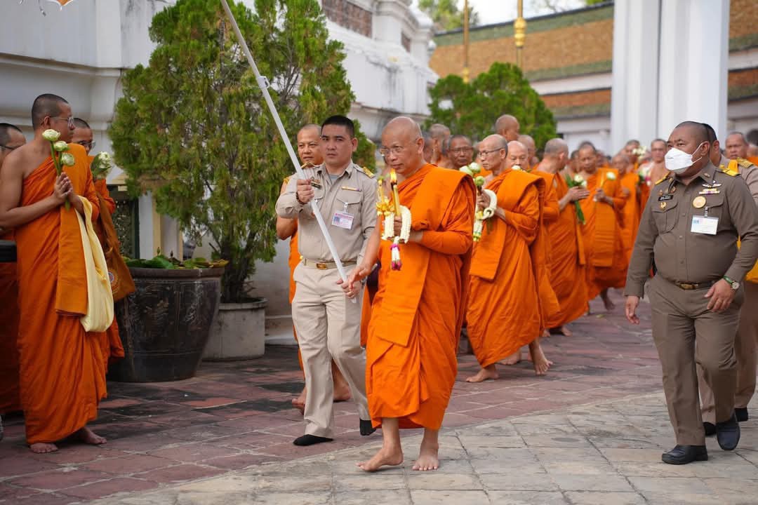 เปิดที่มาธรรมเนียม คณะสงฆ์ธรรมยุต เวียนเทียนรอบ “พระปฐมเจดีย์” สืบสานธรรมเนียม ร. 4 ทรงตั้งไว้