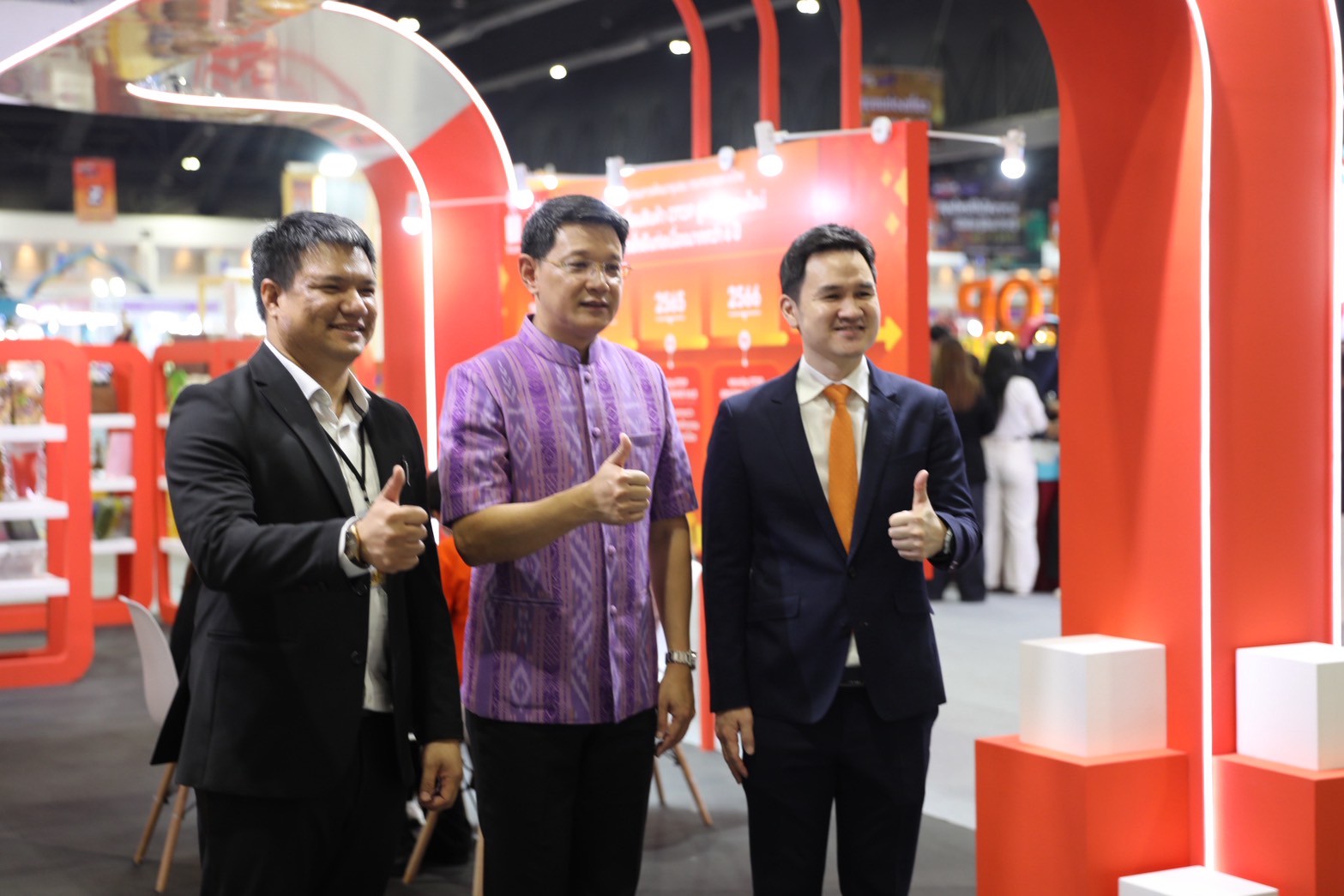 ครึ่งทางงาน OTOP Midyear 2025 มียอดจำหน่ายรวมกว่า 365 ล้านบาท 