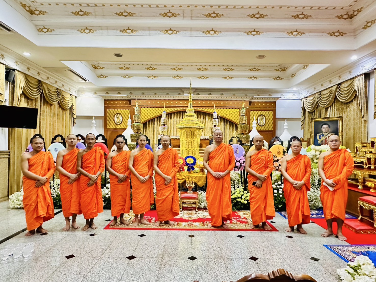 คณะสงฆ์วัดสระเกศ เยี่ยมศพปลงธรรมสังเวช “พลเอกสุจินดา คราประยูร”