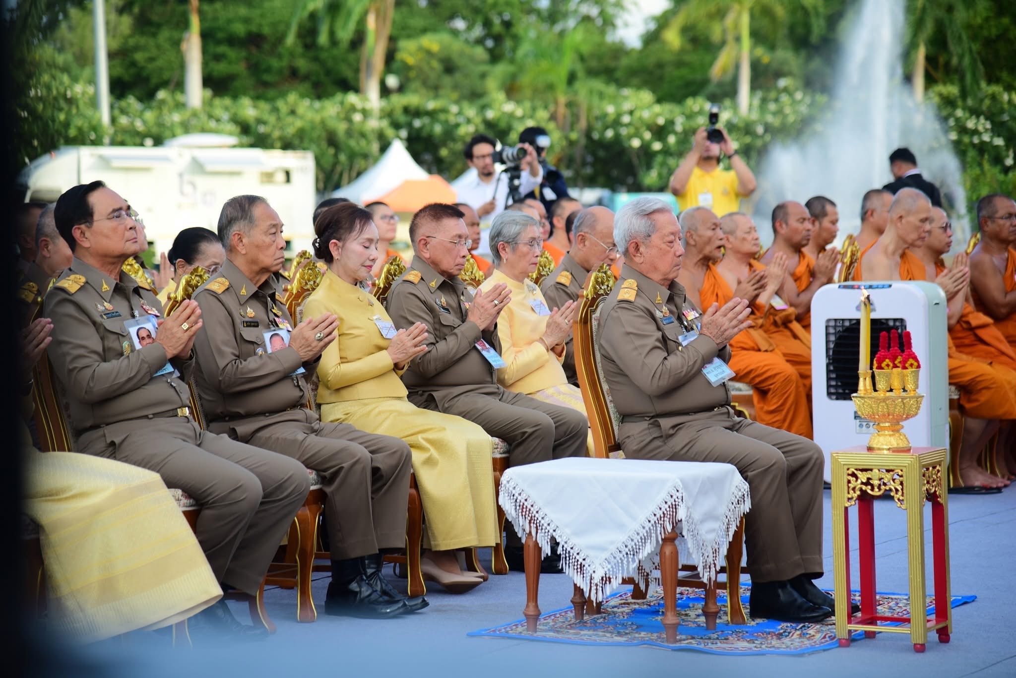 ประธานองคมนตรี ร่วมกิจกรรม สืบสานงานพ่อ ต่อยอดทุนเล่าเรียนหลวงสำหรับพระสงฆ์ไทย (คลิป)