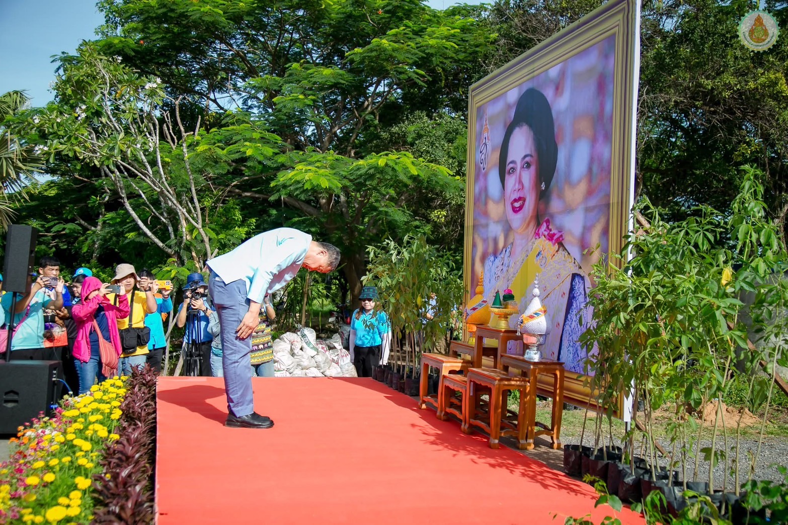 “รวมพลคนจงรักภักดี”  ร่วมกิจกรรมปลูกป่าเฉลิมพระเกียรติ “วันแม่แห่งชาติ”