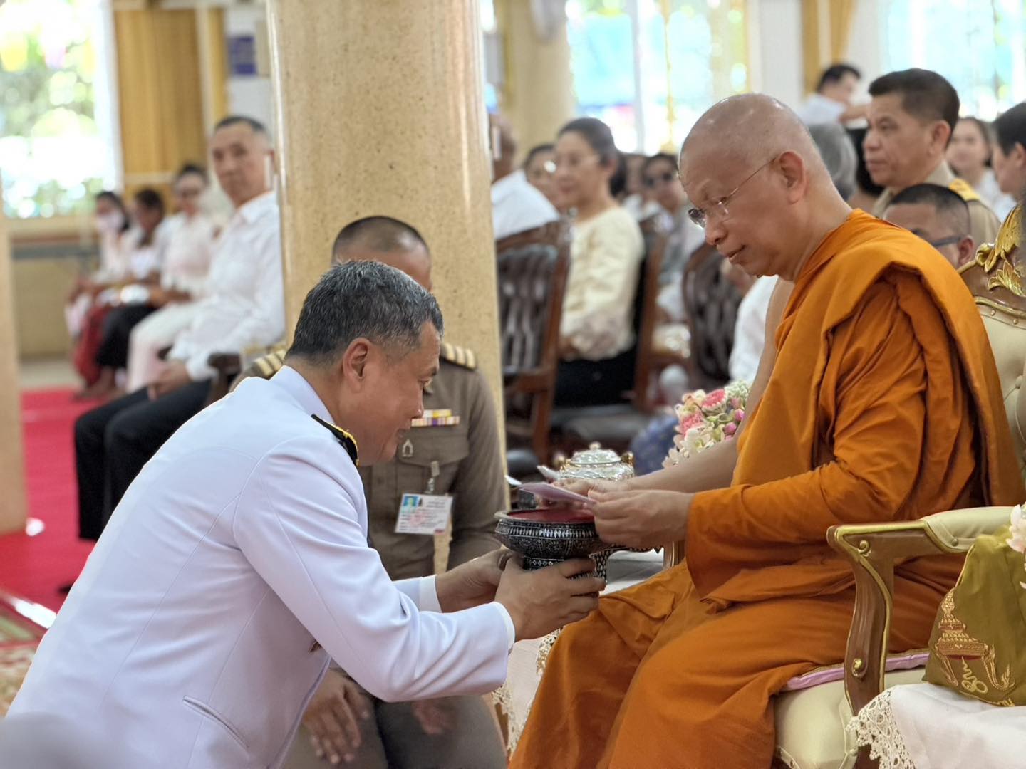 “สมเด็จชิน – ปลัดเก่ง” ประธานทอดกฐินวัดแสงธรรมสุทธาราม สาขาวัดราชบพิธ ยอดปัจจัย 3 ล้านกว่าบาท