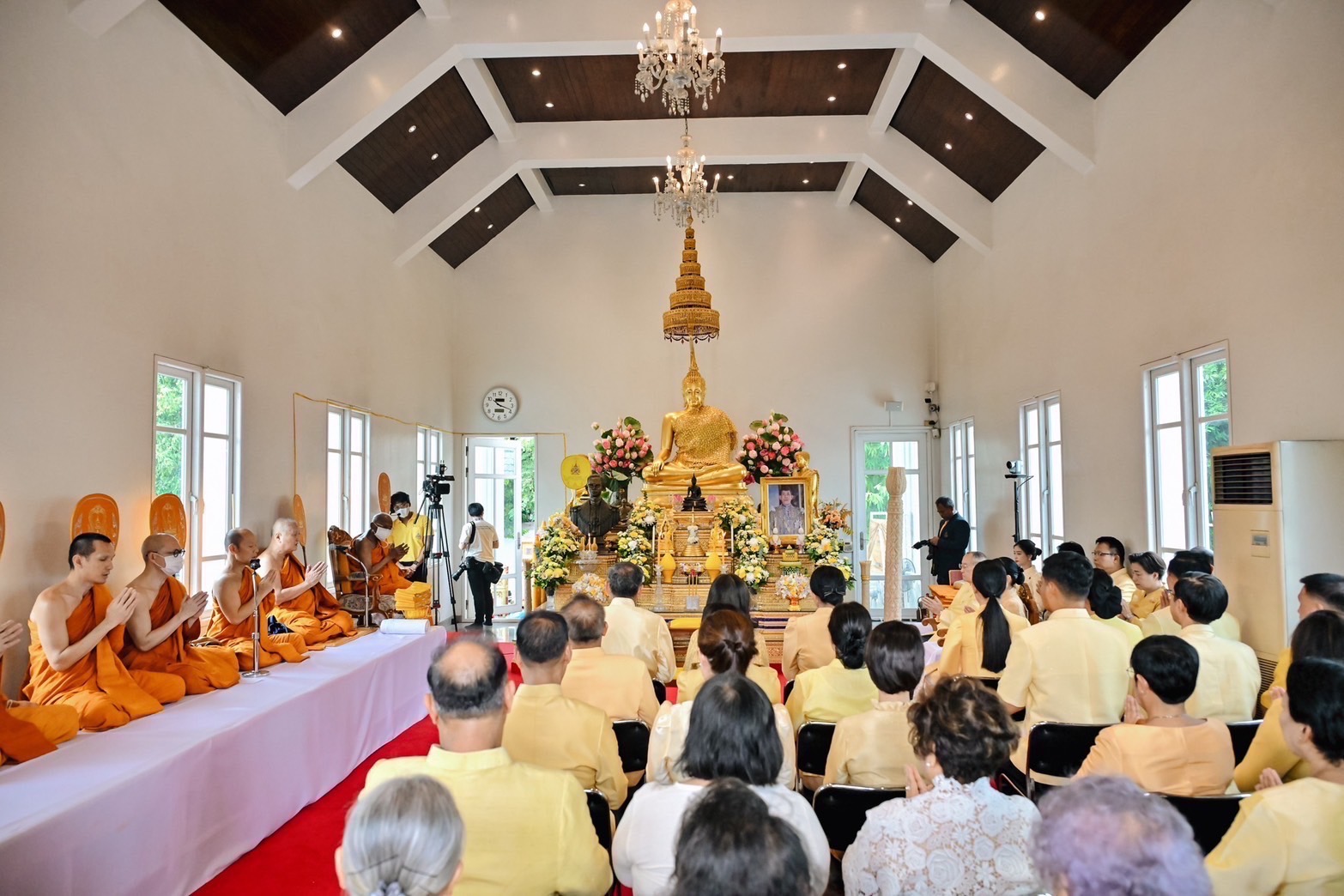  ๑๓ ตุลาคม “วันนวมินทรมหาราช” วธ.ชวนทำบุญตักบาตร -สวดพระพุทธมนต์ถวายเป็น..พระราชกุศล